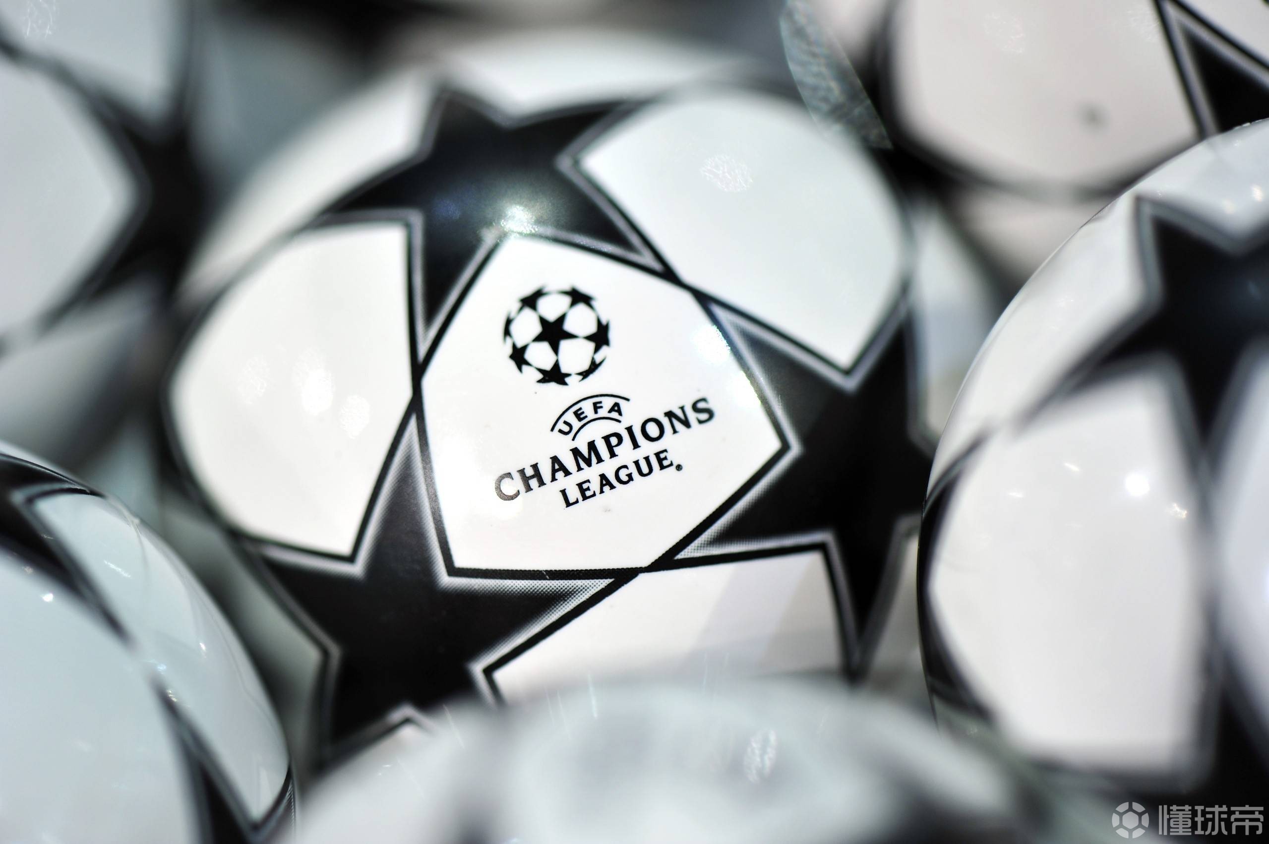 巴黎圣日耳曼与马赛之战推迟，金球奖颁奖冲突引发热议！