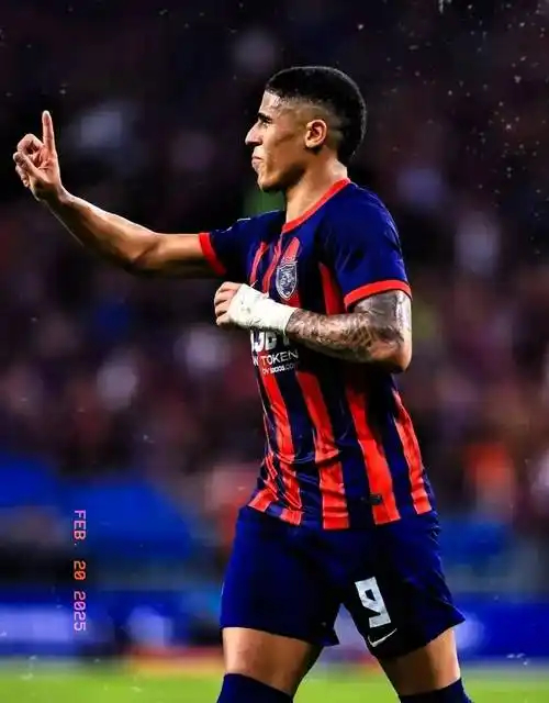 2-5,1-1中超积分榜动乱，最强升班马出现，争冠大战两队不能再败